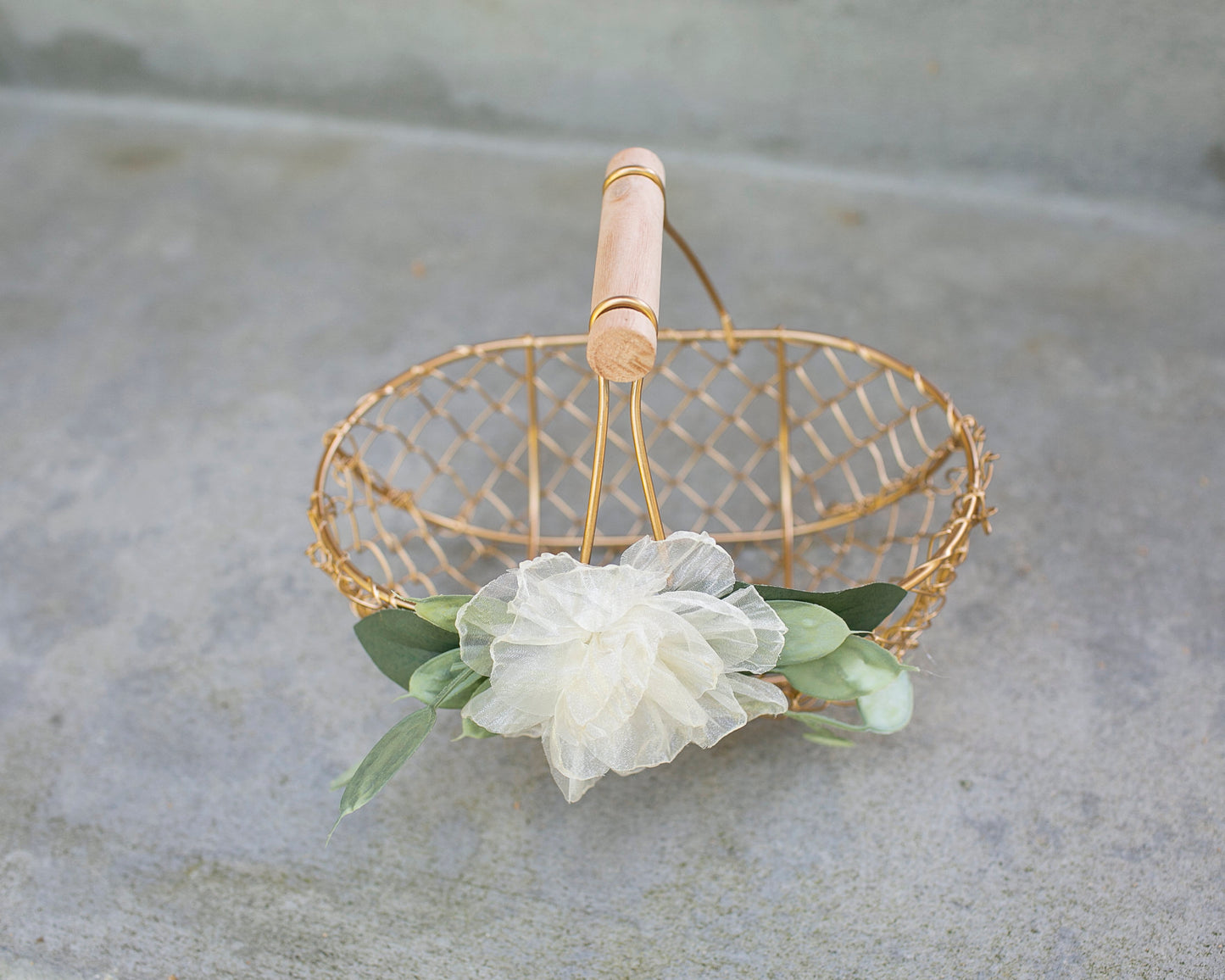Amber Flower Girl Wire Basket