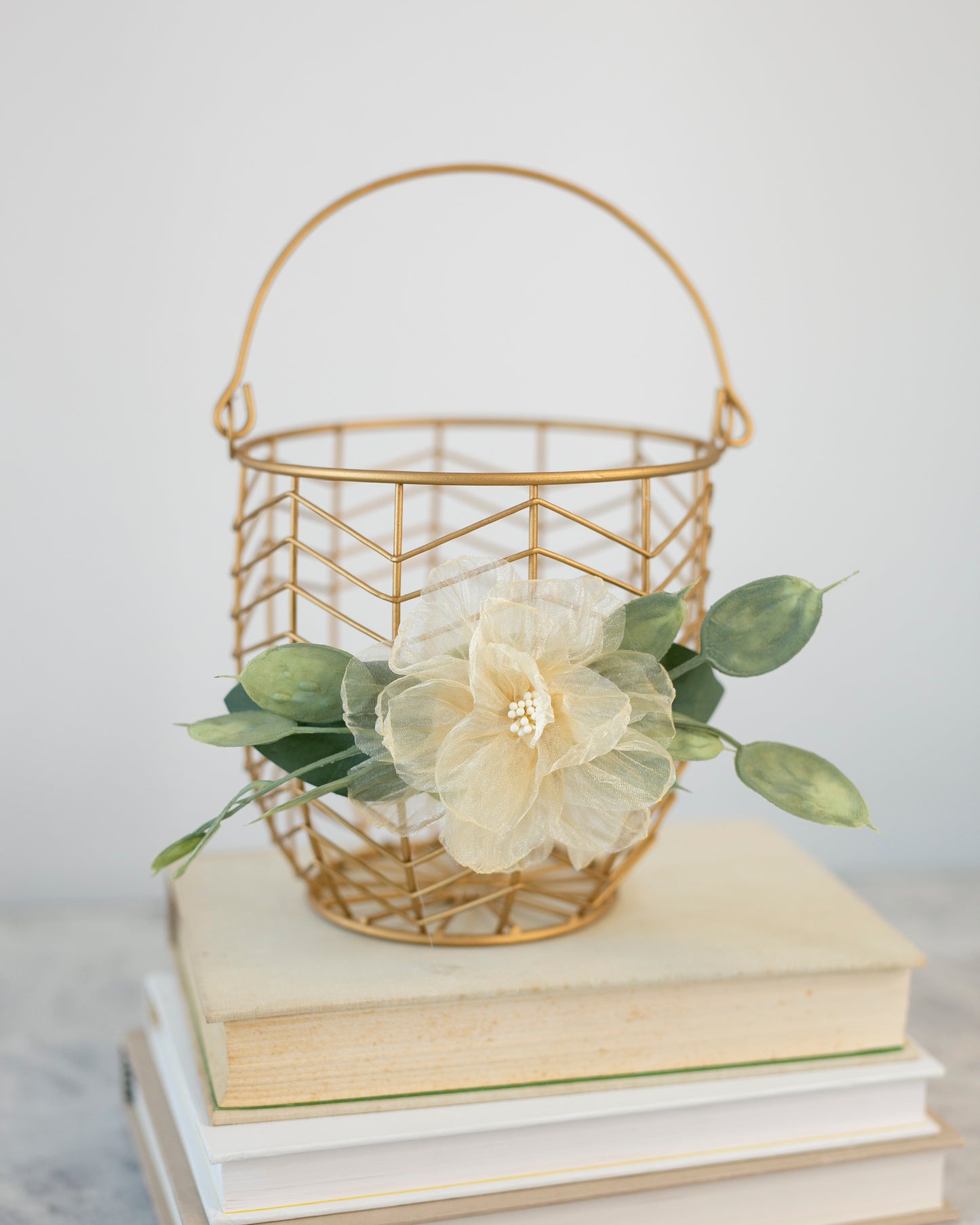 Amber Flower Girl Wire Basket